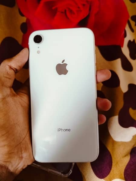 iPhone XR 64gb 5