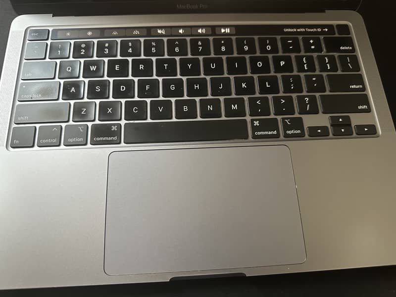 MacBook Pro -  13 inch - 2020 - 16gb Ram - 1TB SSD 1