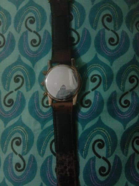 "MOMENT" wrist watch 2