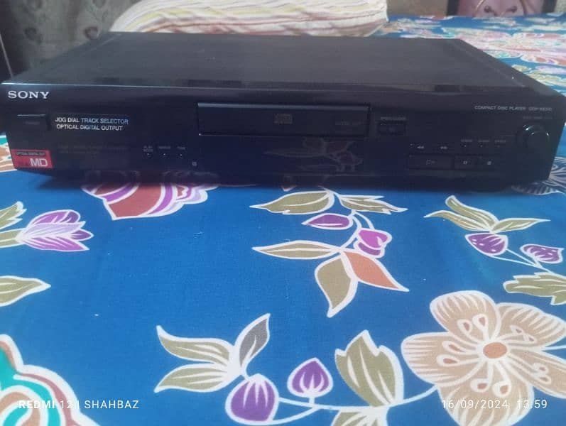 Sony compact CD player 0