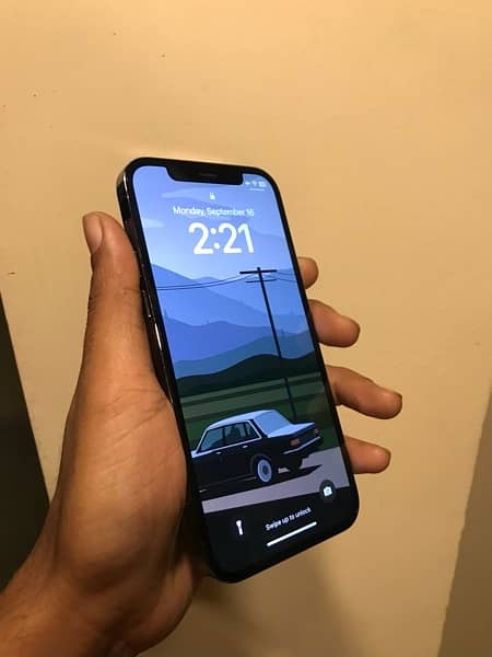 iPhone 12 Pro 256GB with Box 0