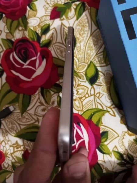 Oppo F21 pro like a new good condition 2