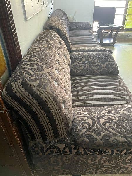 5 SEATER SOFA SET FOR SALE 2