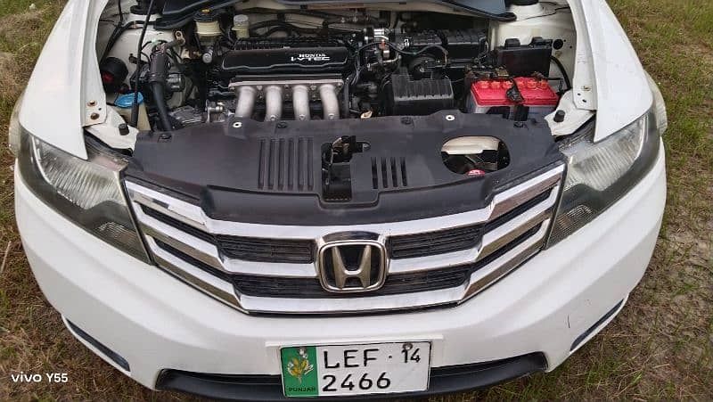 Honda City IDSI 2014. totally Genuine condition. no paint no. accident 13