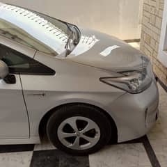 Toyota Prius S Touring Selection 1.8 2014