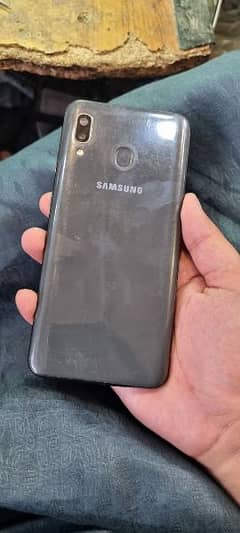 Samsung A20 3GB 32GB Single Sim