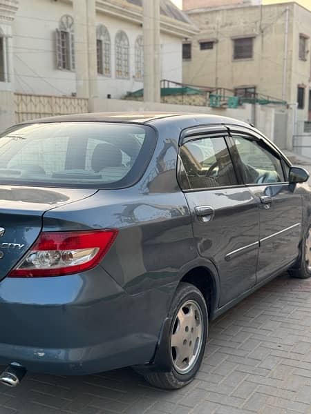 Honda City 2005 Manual 4