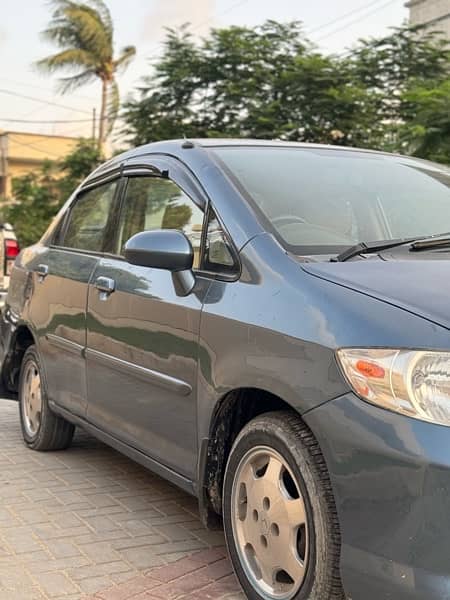 Honda City 2005 Manual 6