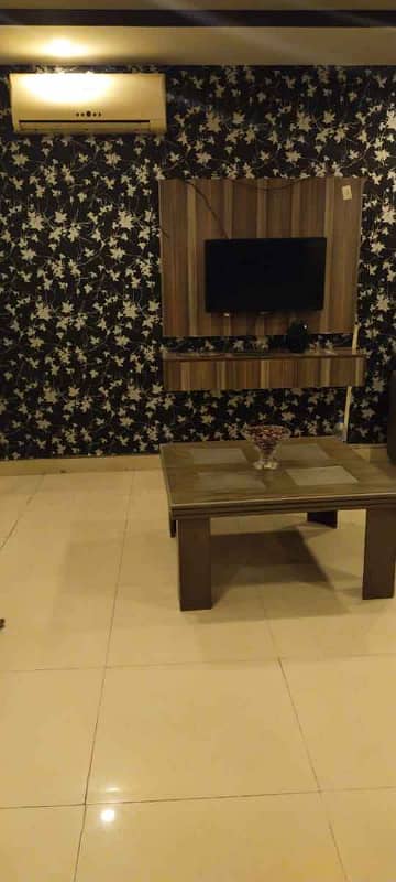 1BED STUDIO FURNISHED APORTMENT IS AVAILABLE FOR RENT IN SECTOR B BAHRIA TOWN LAHORE 0