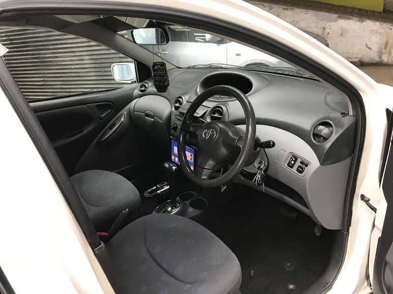 Toyota Vitz 2002 2