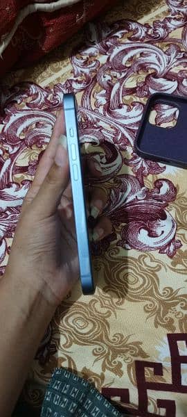 iphone 14 non pta jv with 6.6 months officiall warranty 4