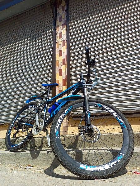 PLUS 26" MOUNTAIN BIKE 15