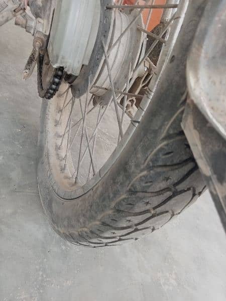 jinan china bike hai 70 har cheez ok hai tyre fraam engine sab ok hai 6