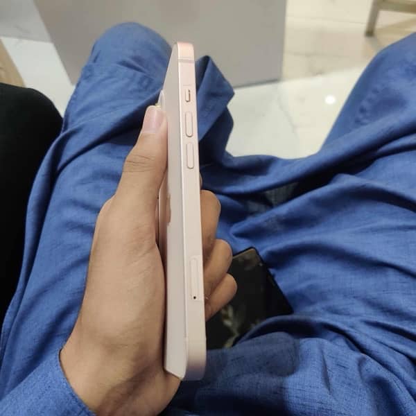 iPhone 13JV Non PTA 128GB pink colour 3