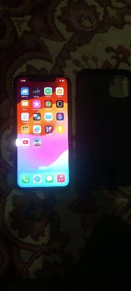 iPhone 11 with box jv 3