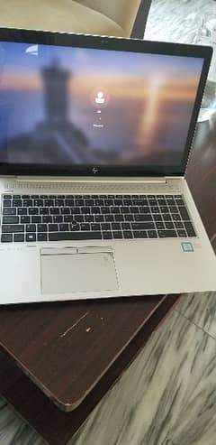 laptop hp i7 8 generation 256 ram