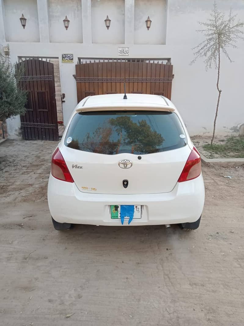 Toyota Vitz 2006 1