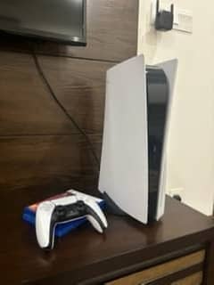 Ps5 uk box pack only 3 months used