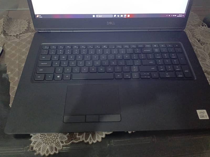 SELLING DELL PRECISION 7750 Core i7 10th generation 1