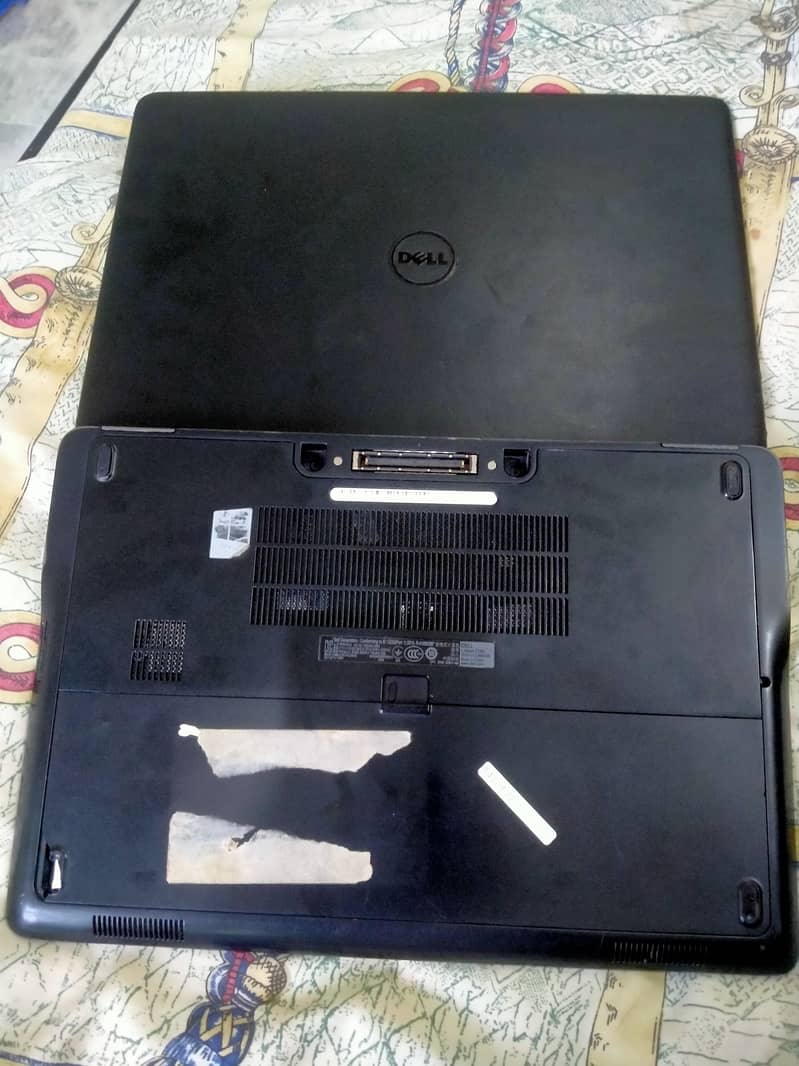 Dell Latitude E7250 Intel Core i7 5th generation. 4/256 SSD 1