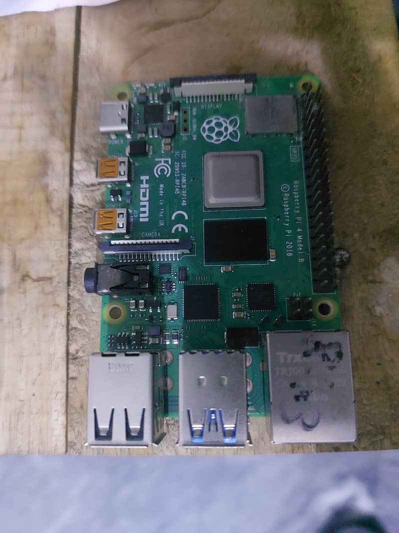 Raspberry PI 4 Model B 8GB UK made with Baseus New Ethernet Adaptor 2