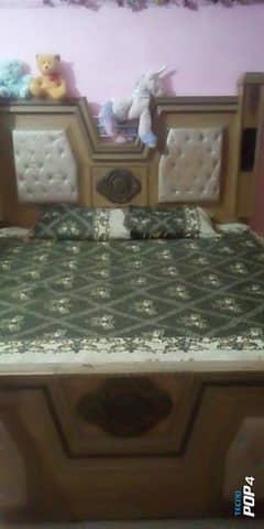 Wooden bed set