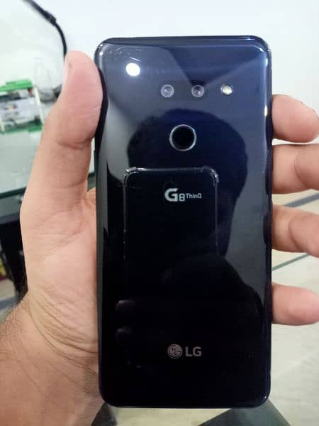 LG G8 thinq  6/128 1