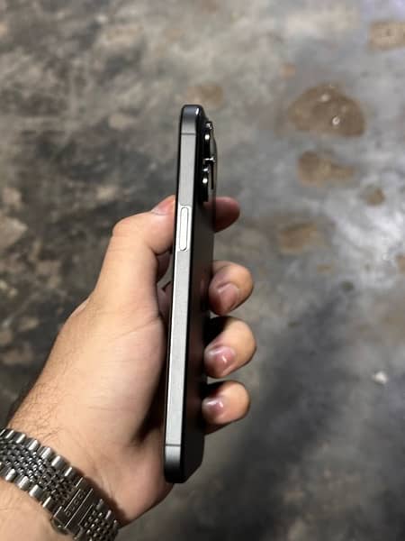 iPhone 15 pro max jv 512gb 2