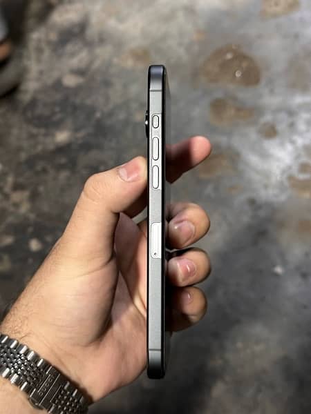 iPhone 15 pro max jv 512gb 3