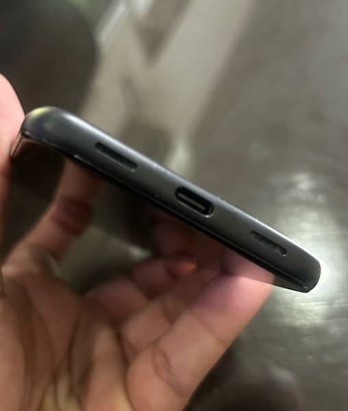 Google Pixel 4a 3