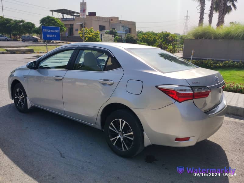 Toyota Corolla GLI 2018 Model 9