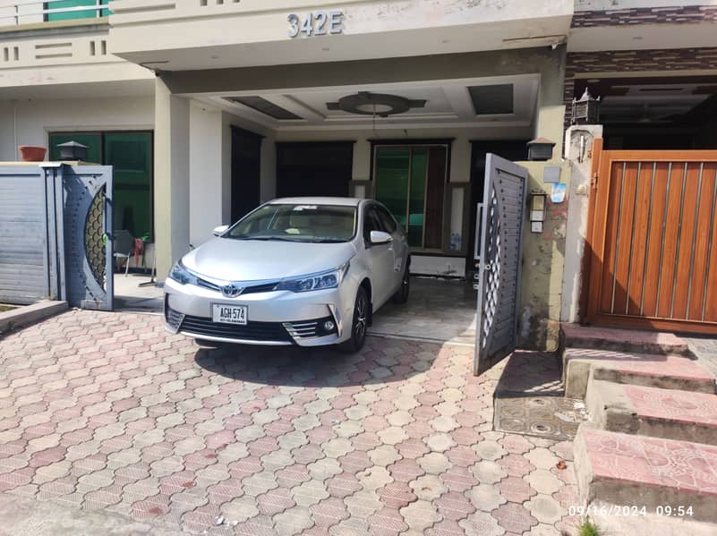 Toyota Corolla GLI 2018 Model 16