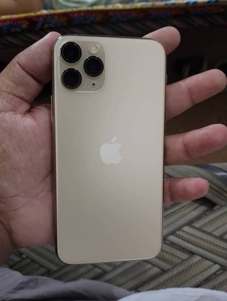 iPhone 11 Pro (256 GB) 2