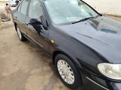 Nissan Sunny 2010