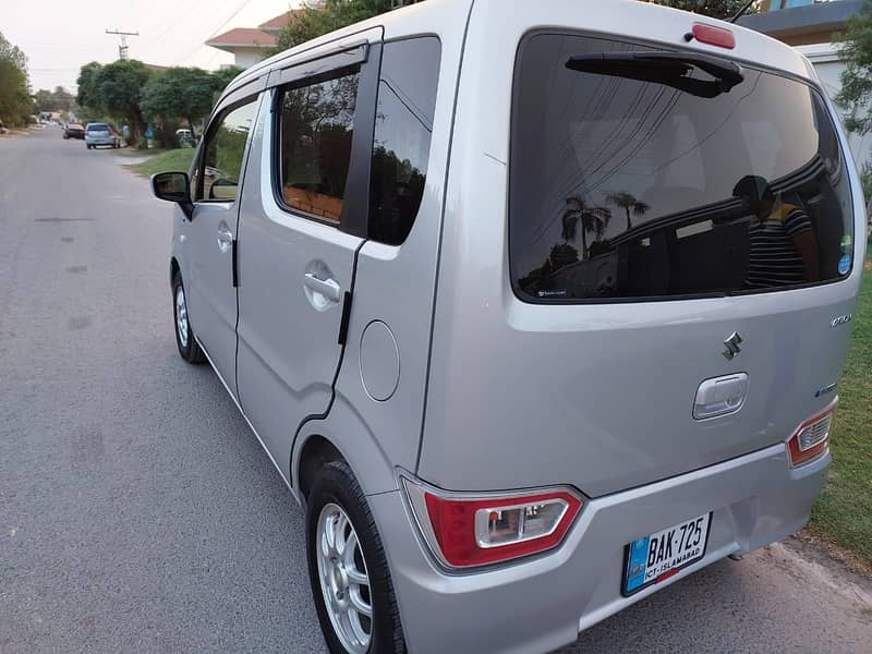 Suzuki Wagon R Hybrid  2019 3