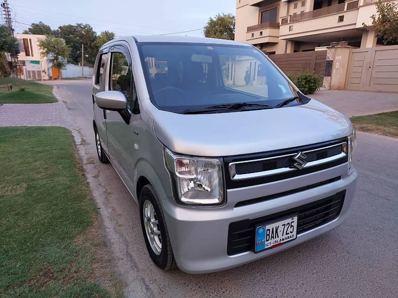 Suzuki Wagon R Hybrid  2019 4