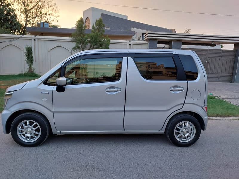 Suzuki Wagon R Hybrid  2019 6