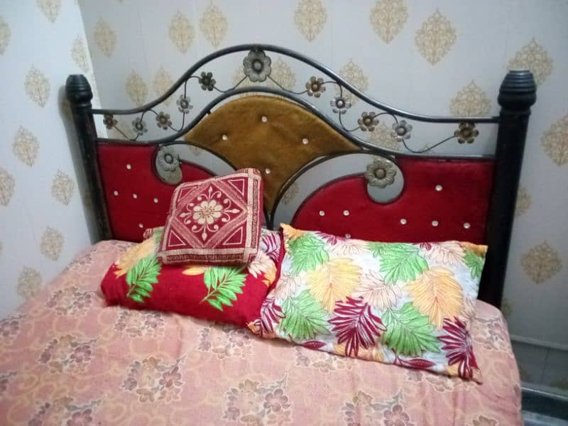 double bed 0