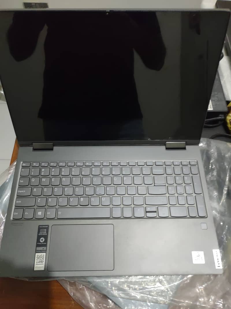 LENOVO YOGA C740 Touch screen 360 Rotatable 1