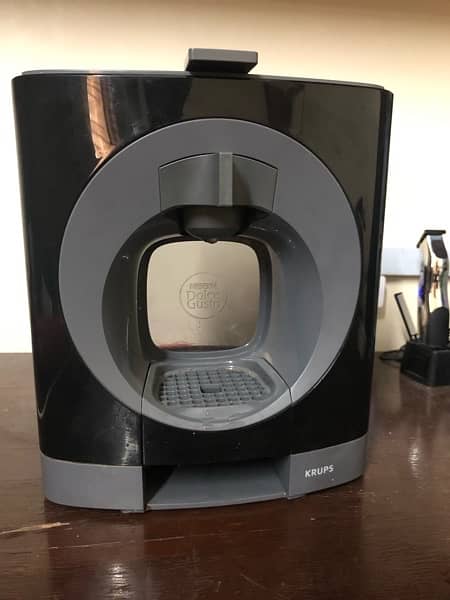 Nescafe Dolce Gusto cold and hot coffee maker 2