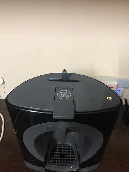 Nescafe Dolce Gusto cold and hot coffee maker 3