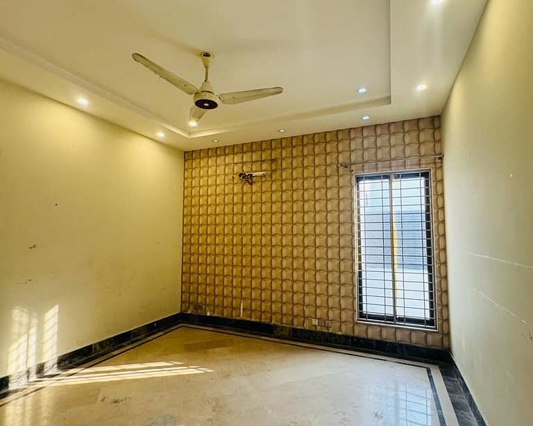 1 Kanal Full House Available For Rent In DHA Phase 7 Lahore 1