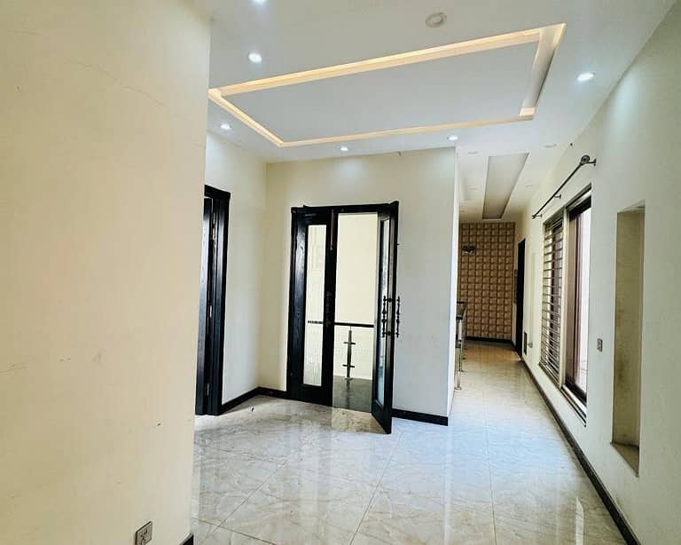 1 Kanal Full House Available For Rent In DHA Phase 7 Lahore 6