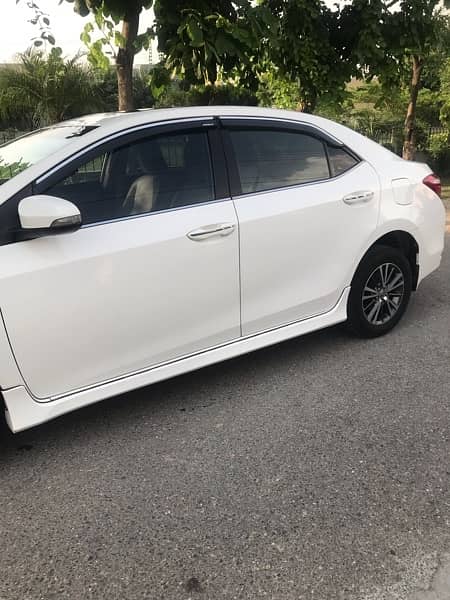 Toyota Altis Grande 2016 6