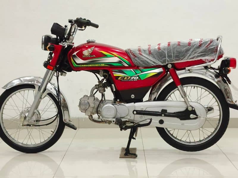 Honda CD 70 2022 Model 4