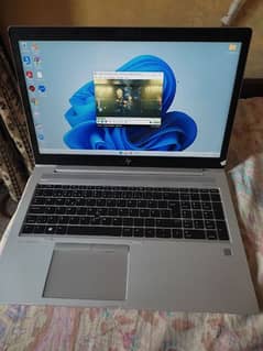 HP elitebook 850 g6 16/256 with 2 gb AMD 550x graphics card