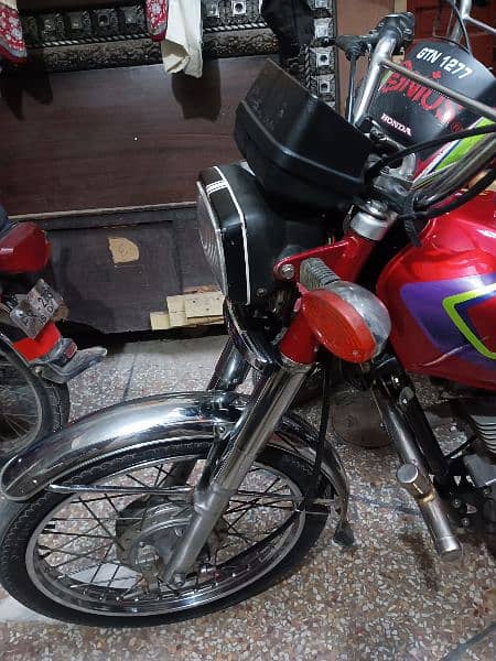 Honda 125 4