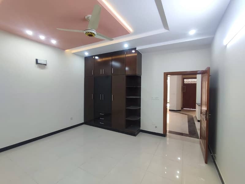 Ground portion for rent in G15 size 7 Marla near to markaz best location more five options available 0