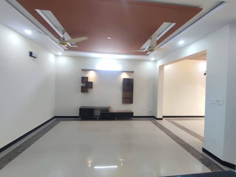 Ground portion for rent in G15 size 7 Marla near to markaz best location more five options available 1