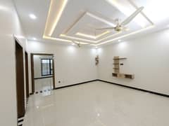 Upper Portion For Rent In G15 Size 7 Marla Near To Markaz Best Location Five Options Available